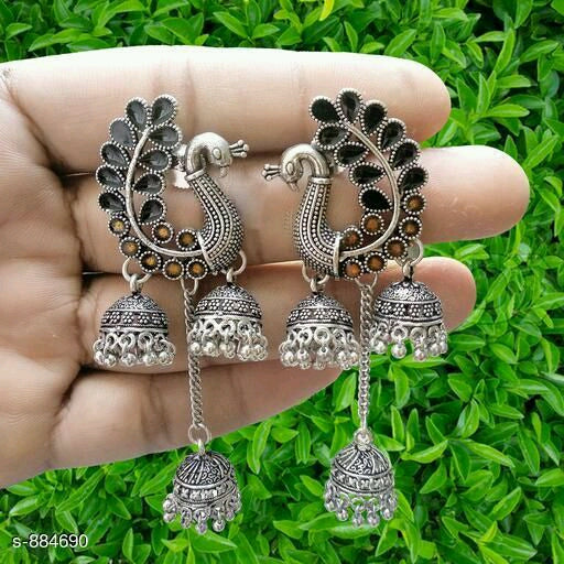 Women's Fancy Earrings 